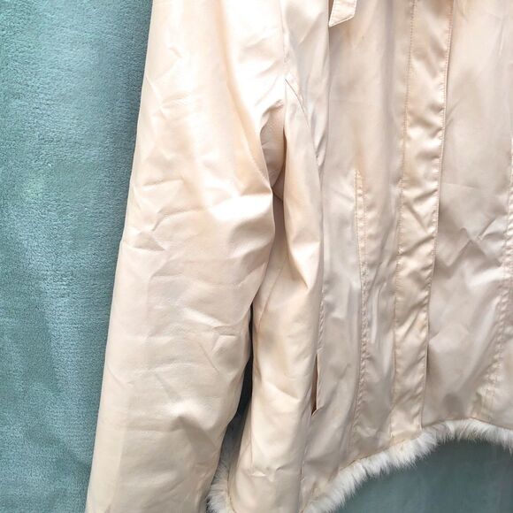 Master Max Jacket With Rabbit Fur Trim - Picture 4 of 9